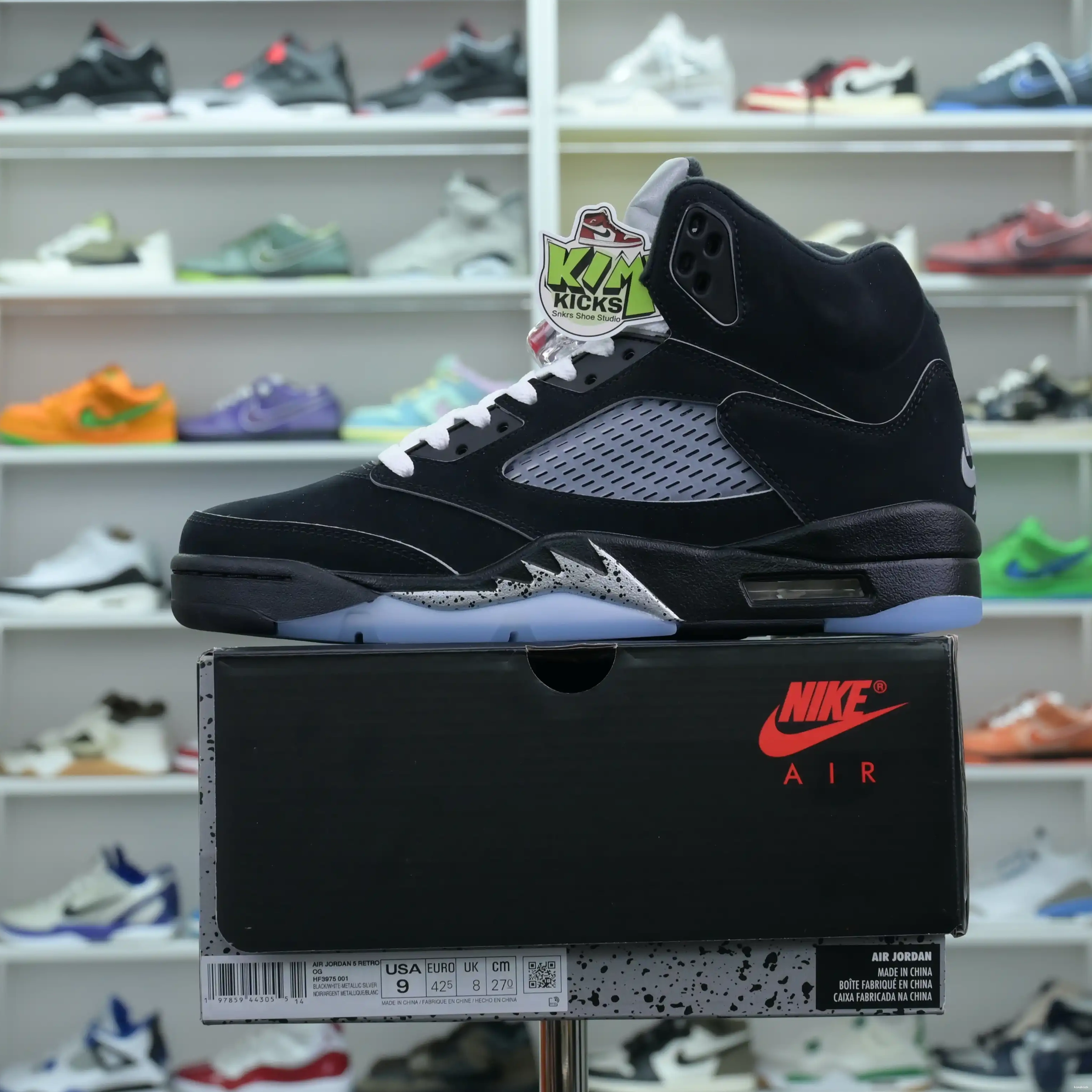 REIMAGINED” METALLIC Kimikick Jordan 5“BLACK Jordan Air 0524
